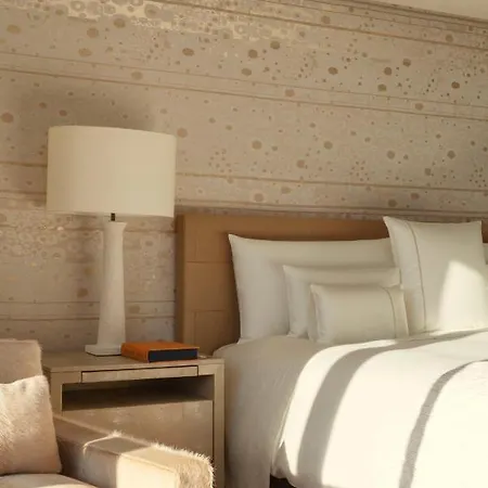 Cheval Blanc & Dior Cheval Blanc Hotel Paris