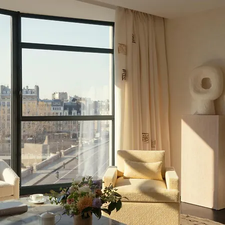Cheval Blanc & Dior Cheval Blanc 5* Paris