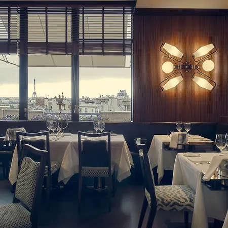 Cheval Blanc & Dior Cheval Blanc Hotel Paris