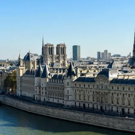 Hotel Cheval Blanc & Dior Cheval Blanc 5*