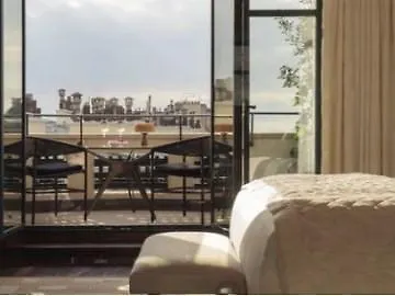 Cheval Blanc & Dior Cheval Blanc Parijs