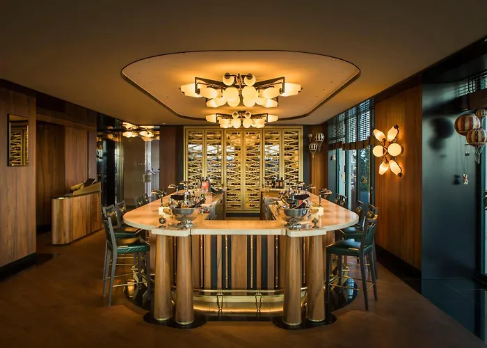 Cheval Blanc & Dior Cheval Blanc Отель Париж