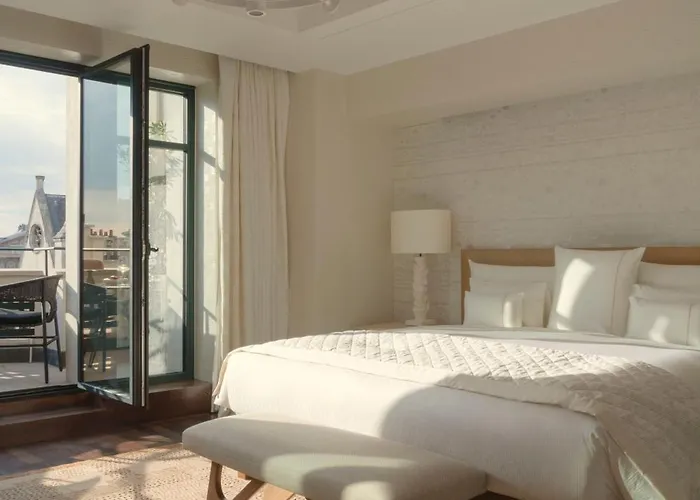 Cheval Blanc & Dior Cheval Blanc Parijs