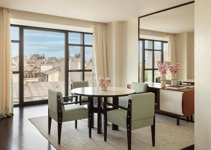 Отель Cheval Blanc & Dior Cheval Blanc 5*