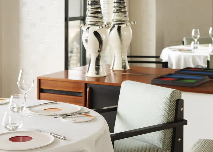 Hotel Cheval Blanc & Dior Cheval Blanc Parijs