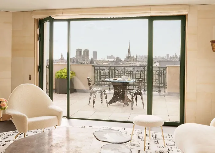 Cheval Blanc & Dior Cheval Blanc Hotel Parijs