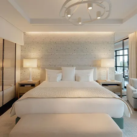 Cheval Blanc & Dior Cheval Blanc 5* Paris