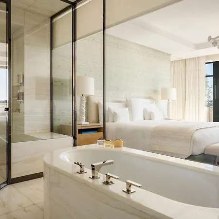 Cheval Blanc & Dior Cheval Blanc Hotel